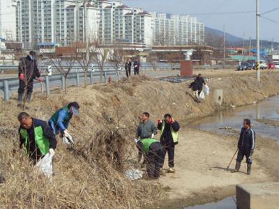 고암천 살리기 대청소 썸네일 이미지